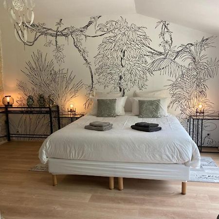 La Chaumeauniere Bed & Breakfast Aigrefeuille-d'Aunis Bagian luar foto