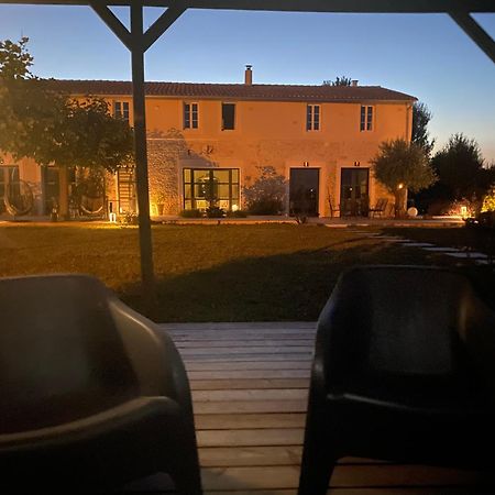 La Chaumeauniere Bed & Breakfast Aigrefeuille-d'Aunis Bagian luar foto